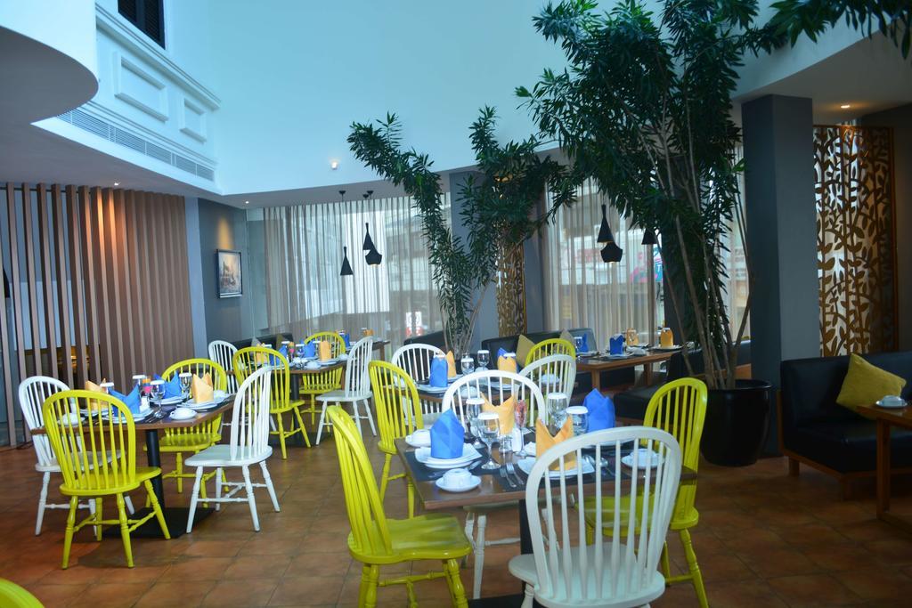 Yunna Hotel Lampung Bandar Lampung Exteriör bild