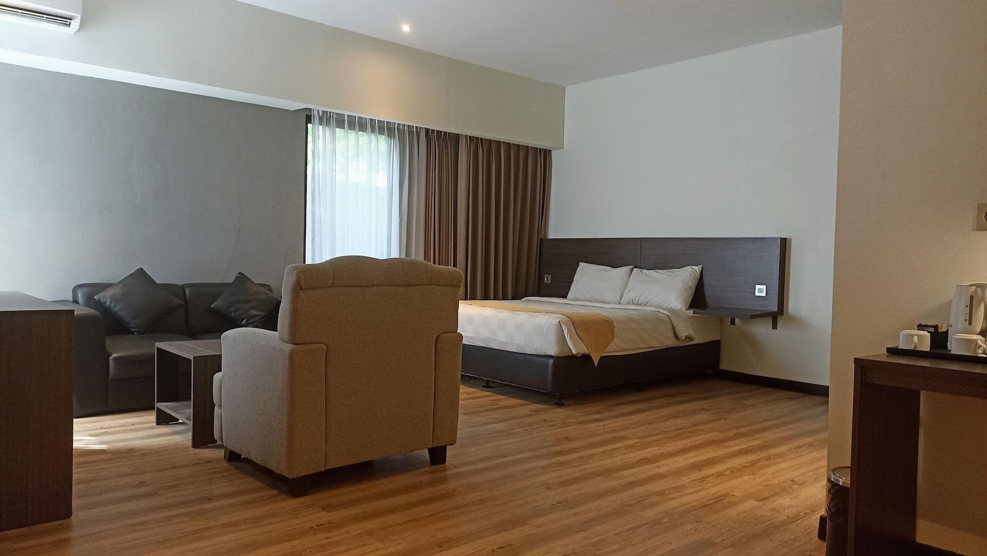 Yunna Hotel Lampung Bandar Lampung Exteriör bild