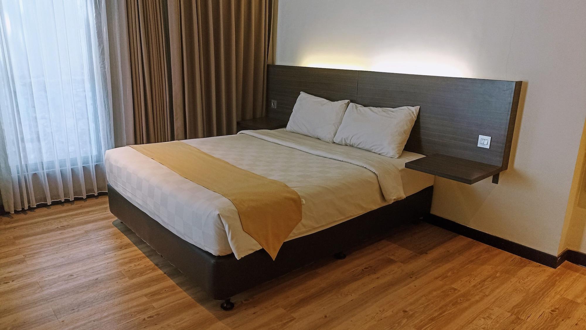 Yunna Hotel Lampung Bandar Lampung Exteriör bild