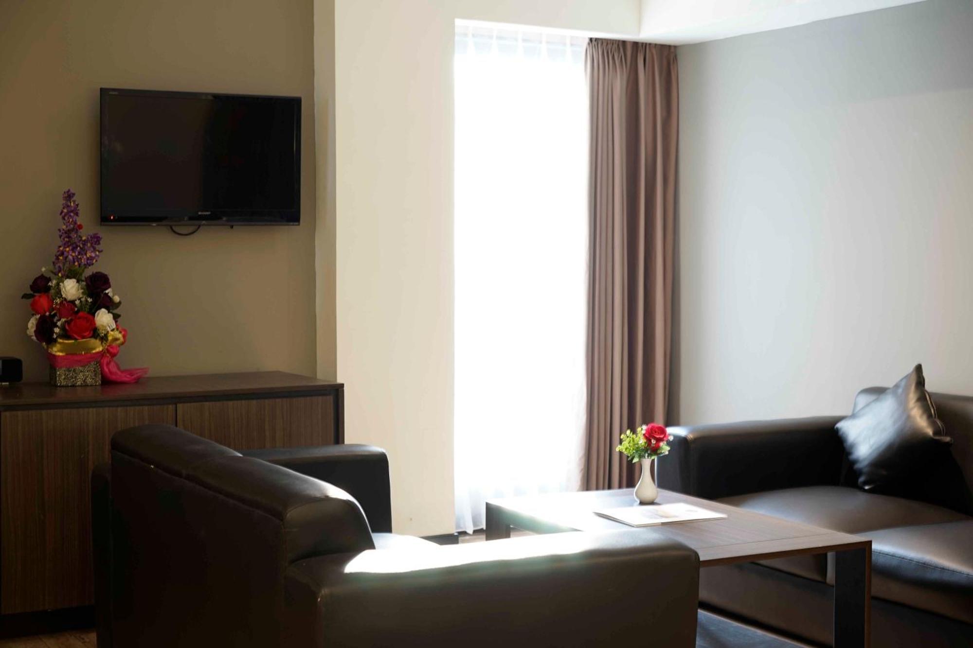 Yunna Hotel Lampung Bandar Lampung Exteriör bild
