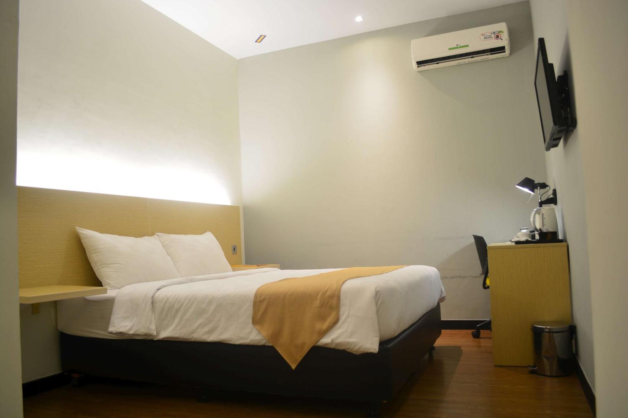Yunna Hotel Lampung Bandar Lampung Rum bild